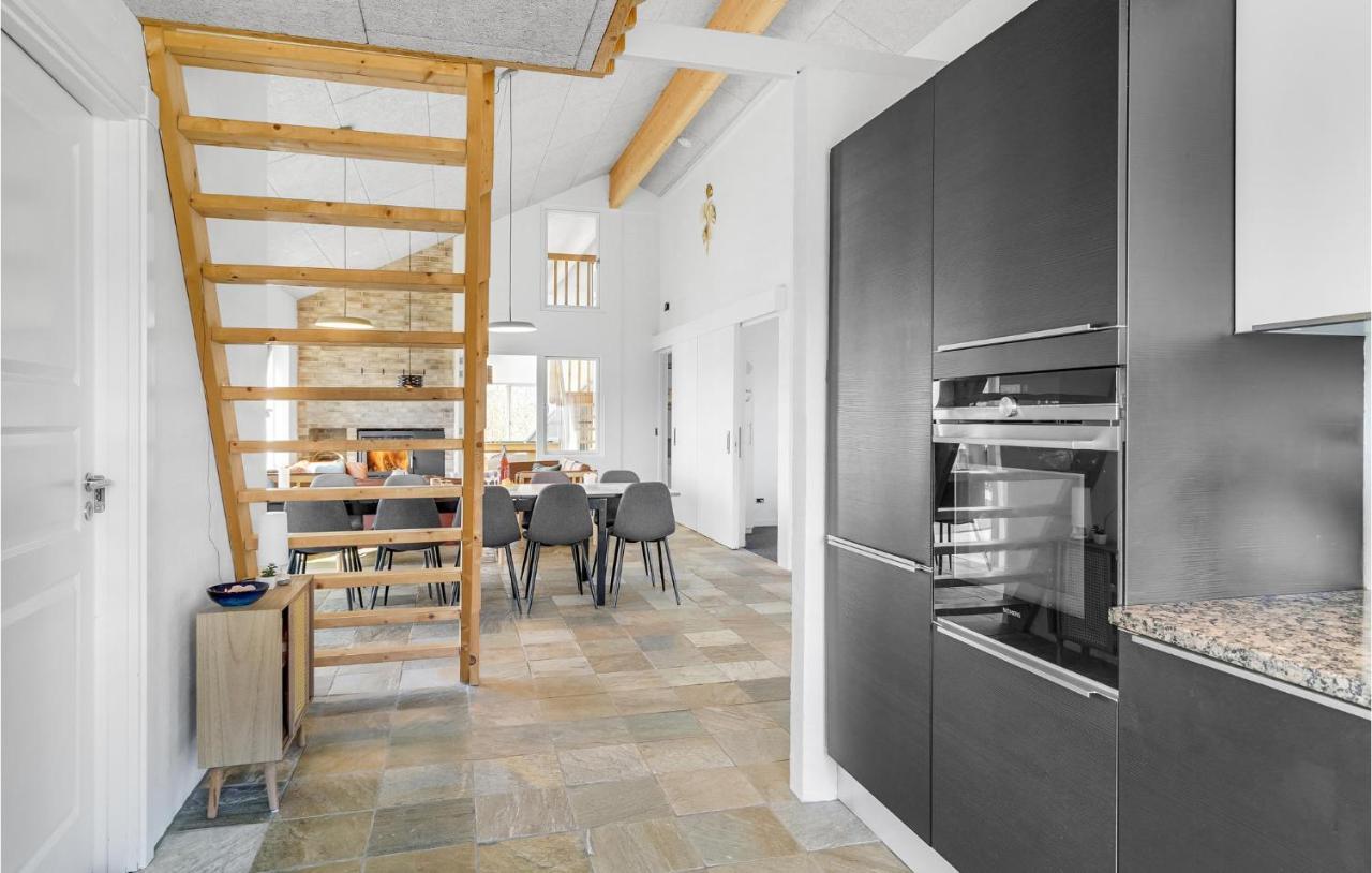 Nice Home In Tarm With Kitchen Exterior foto
